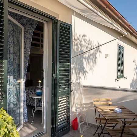 La Villa 31 - Locazione Turistica ロジニャーノ・マリッティモ エクステリア 写真